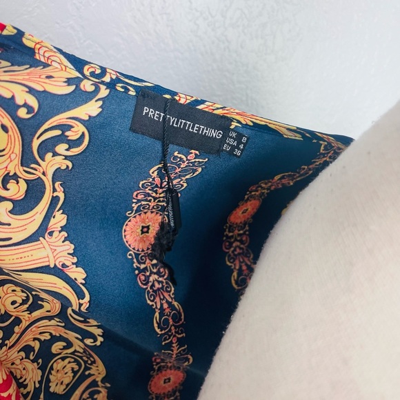 Pretty Little thing Baroque Gold Chain Wrap Crop Midi Top - Picture 5 of 6